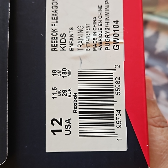 Reebok - Picture 6 of 6